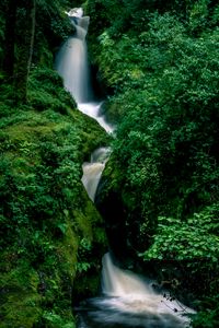 Preview wallpaper waterfall, splashes, stones, grass, moss