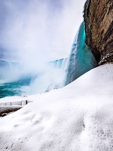 Preview wallpaper waterfall, spray, foam, snow