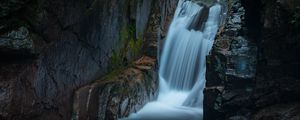 Preview wallpaper waterfall, spray, rocks, course