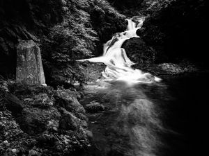 Preview wallpaper waterfall, stones, splashes, black and white, nature