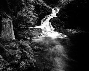 Preview wallpaper waterfall, stones, splashes, black and white, nature