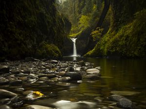 Preview wallpaper waterfall, stones, water, moss