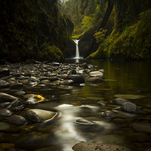 Preview wallpaper waterfall, stones, water, moss