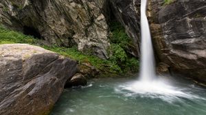 Preview wallpaper waterfall, water, spray, rocks, nature