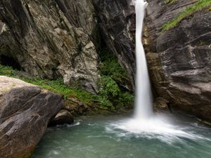 Preview wallpaper waterfall, water, spray, rocks, nature