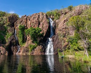 Preview wallpaper waterfalls, rock, trees, water, reflection