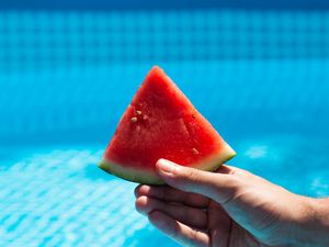 Preview wallpaper watermelon, hand, lobule, fruit