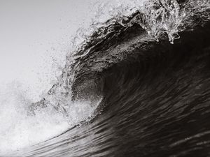 Preview wallpaper wave, bw, spray, water, crest, twisted