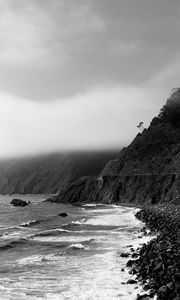 Preview wallpaper wave, rocks, bw, fog