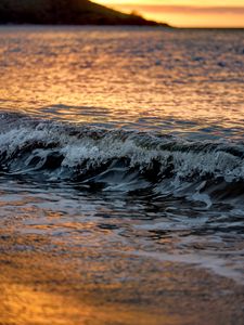 Preview wallpaper wave, sea, glare, sunset