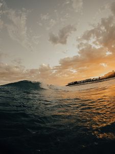 Preview wallpaper wave, sea, water, dusk