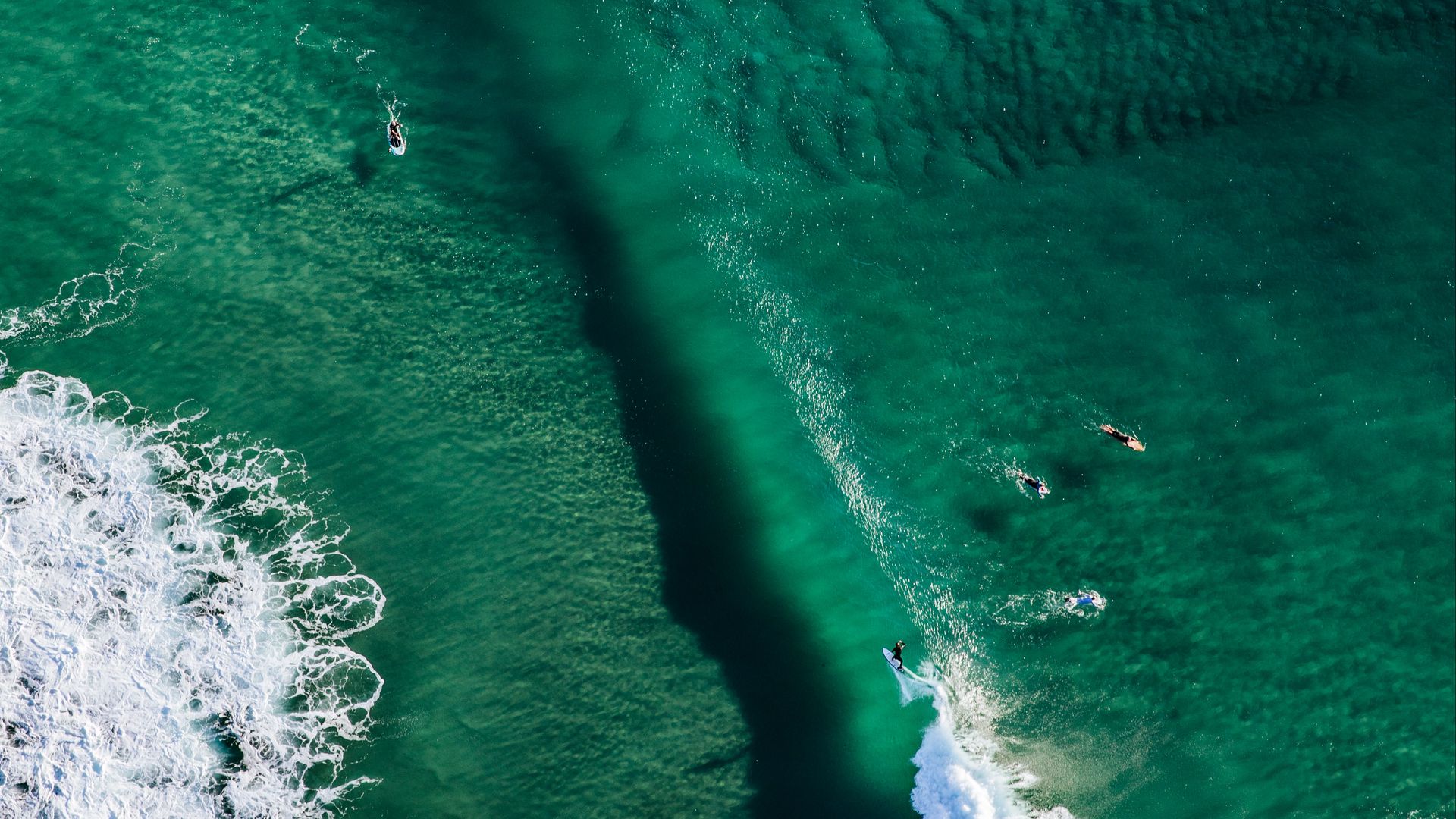 Download wallpaper 1920x1080 wave, surfers, aerial view, water, ocean ...