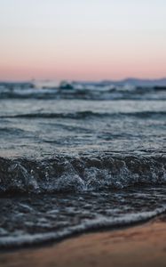 Preview wallpaper waves, coast, sea, horizon