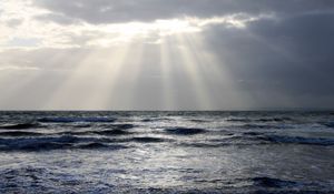 Preview wallpaper waves, glow, sky, sea