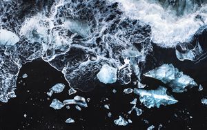 Preview wallpaper waves, ice, beach, aerial view