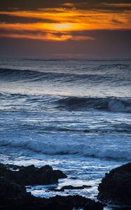 Preview wallpaper waves, rocks, horizon, sun