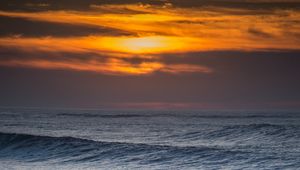 Preview wallpaper waves, rocks, horizon, sun