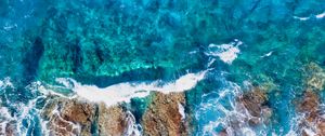 Preview wallpaper waves, sea, spray, aerial view
