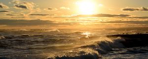 Preview wallpaper waves, sea, sun, glare