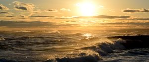 Preview wallpaper waves, sea, sun, glare