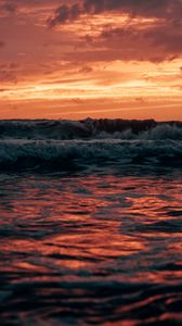 Preview wallpaper waves, sea, sunset, dusk, landscape