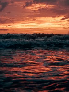 Preview wallpaper waves, sea, sunset, dusk, landscape