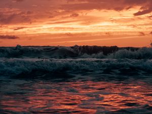 Preview wallpaper waves, sea, sunset, dusk, landscape