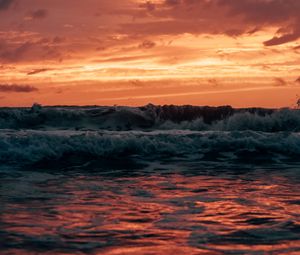 Preview wallpaper waves, sea, sunset, dusk, landscape