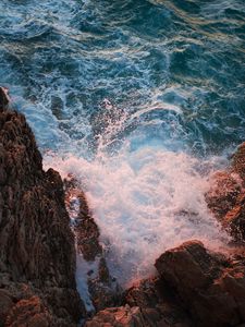 Preview wallpaper waves, spray, rocks, sea, water