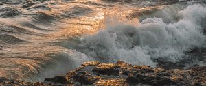 Preview wallpaper waves, spray, rocks, water, ocean