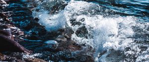 Preview wallpaper waves, spray, stones, shore