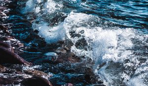 Preview wallpaper waves, spray, stones, shore
