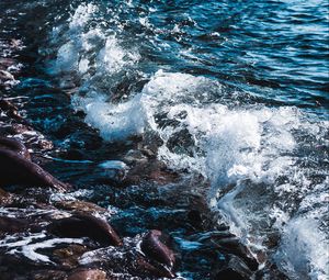 Preview wallpaper waves, spray, stones, shore