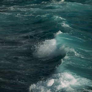 Preview wallpaper waves, spray, water, sea