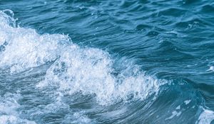 Preview wallpaper waves, spray, water, sea, surface