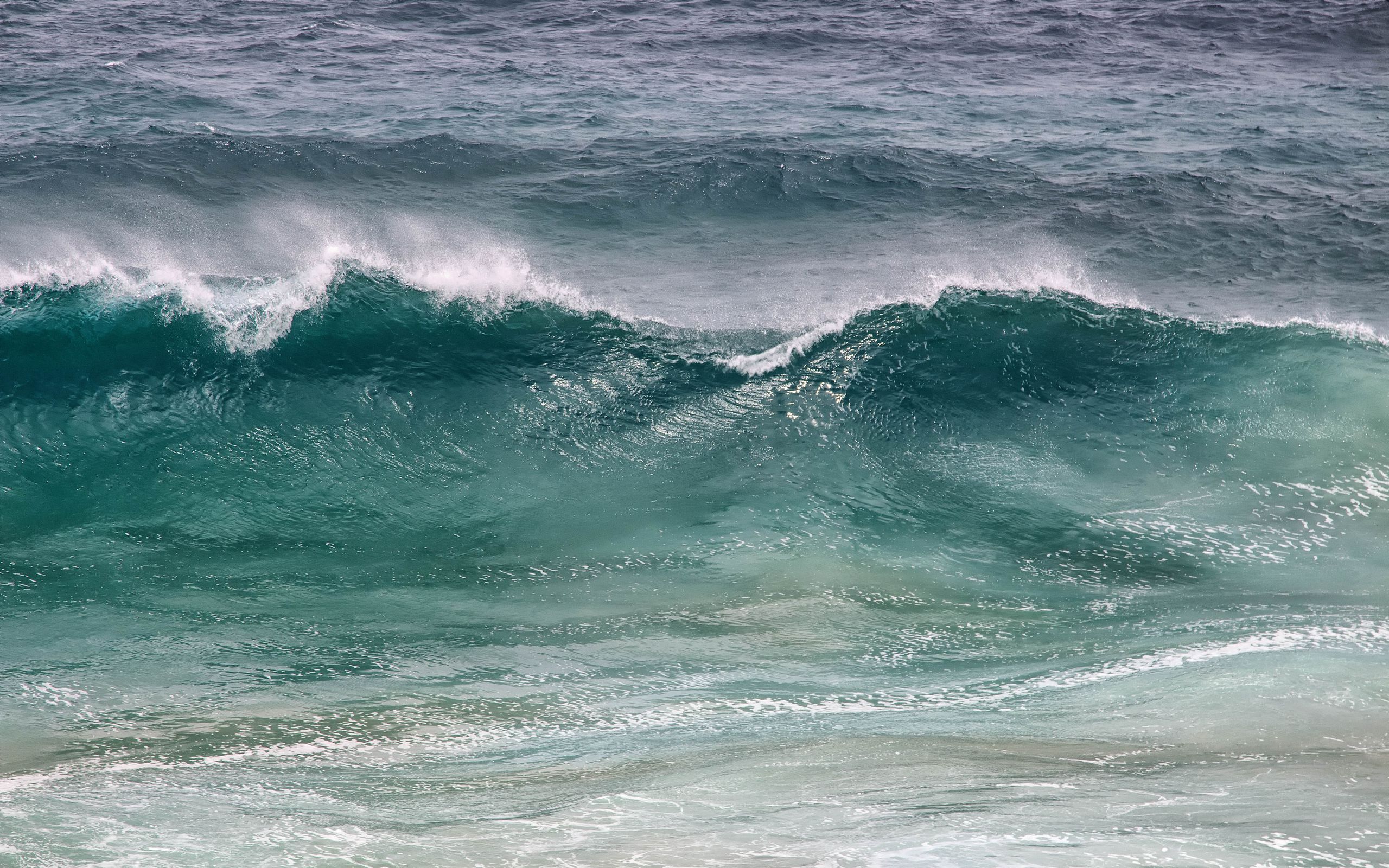 Download wallpaper 2560x1600 waves, spray, water, sea, storm widescreen ...