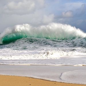 Preview wallpaper waves, storm, coast, bad weather, force, power, blow, streams, wind, splashes