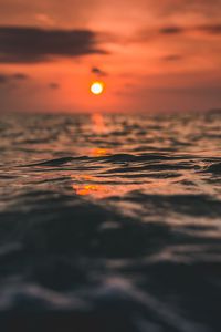 Preview wallpaper waves, sun, sunset, water, surface