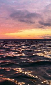 Preview wallpaper waves, water, horizon, sunset