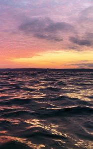 Preview wallpaper waves, water, horizon, sunset