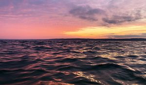 Preview wallpaper waves, water, horizon, sunset