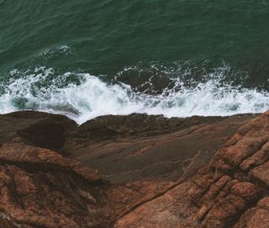 Preview wallpaper waves, water, rock, sea, coast