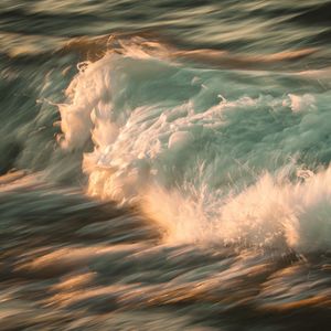 Preview wallpaper waves, water, spray, movement