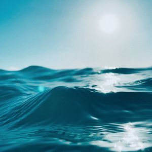 Preview wallpaper waves, water, sun, glare, gleam