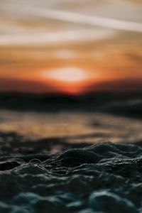 Preview wallpaper waves, water, sunset, blurred