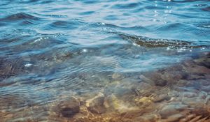 Preview wallpaper waves, water, transparent, lake