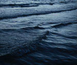 Preview wallpaper waves, water, wavy, glare, ripples