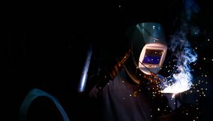 Preview wallpaper welder, protection, sparks