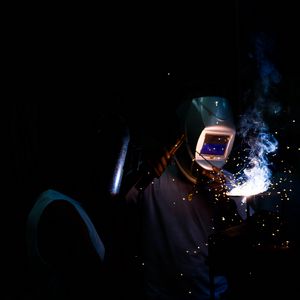 Preview wallpaper welder, protection, sparks