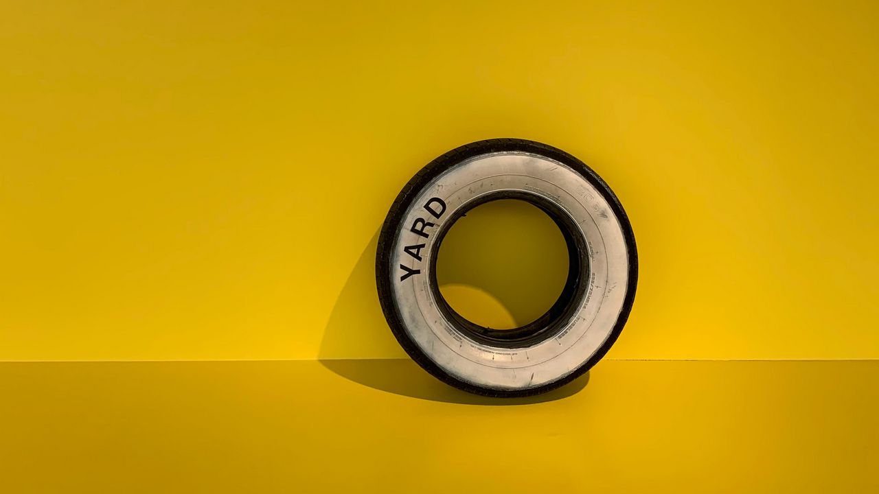 Wallpaper wheel, circle, minimalism, yellow